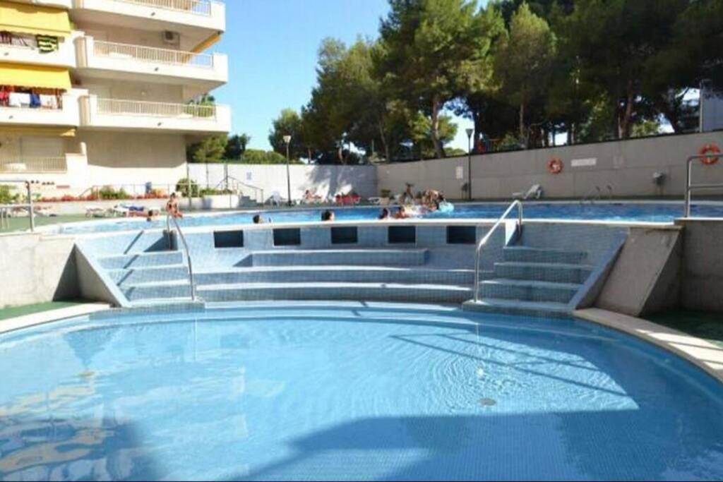 Апартаменты Sea View, Pool, Free Parking, Wifi, Port Aventura Салоу Экстерьер фото