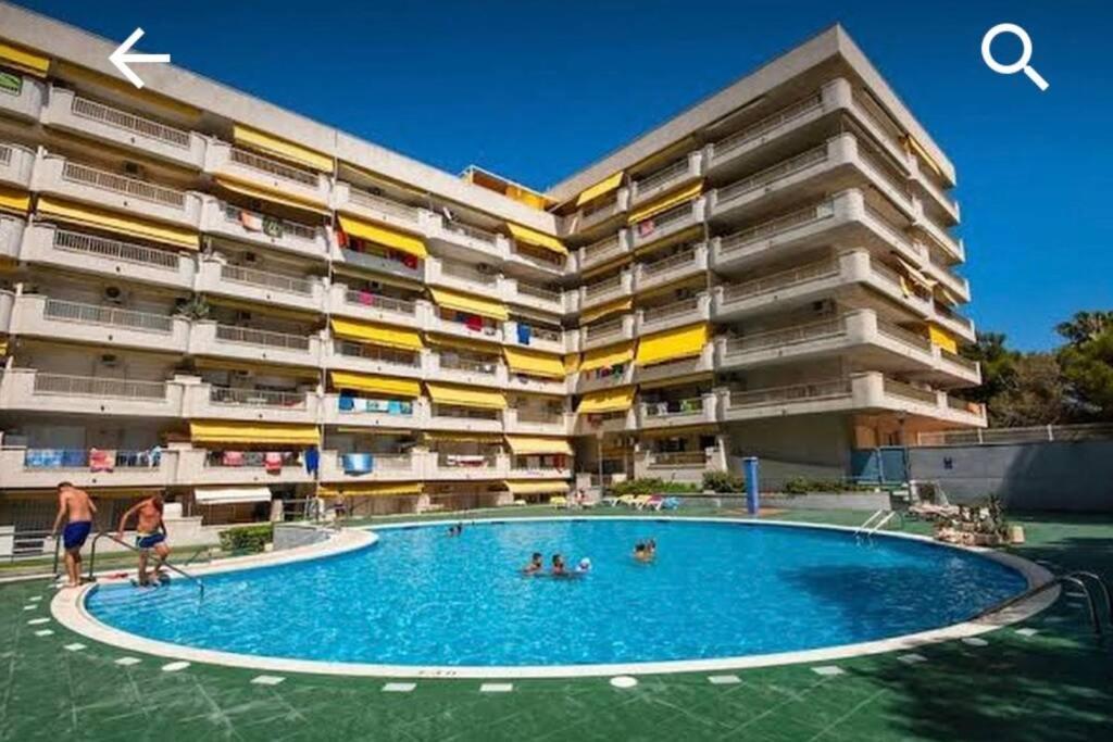 Апартаменты Sea View, Pool, Free Parking, Wifi, Port Aventura Салоу Экстерьер фото